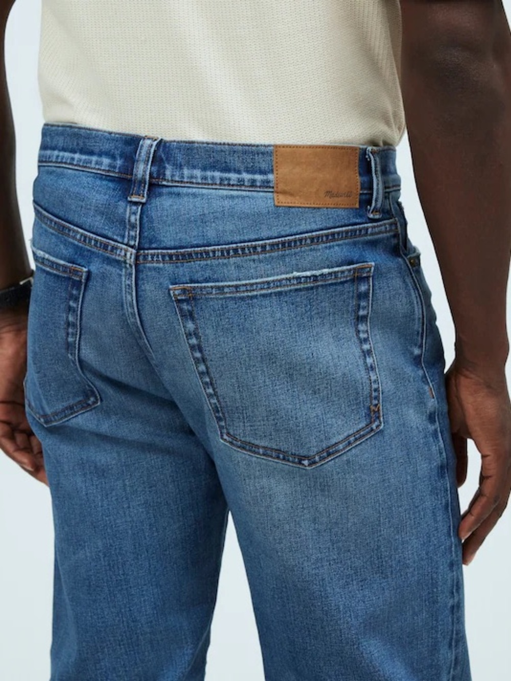 Madewell Men's Blue Washed Straight Jeans - Picture 4 of 11